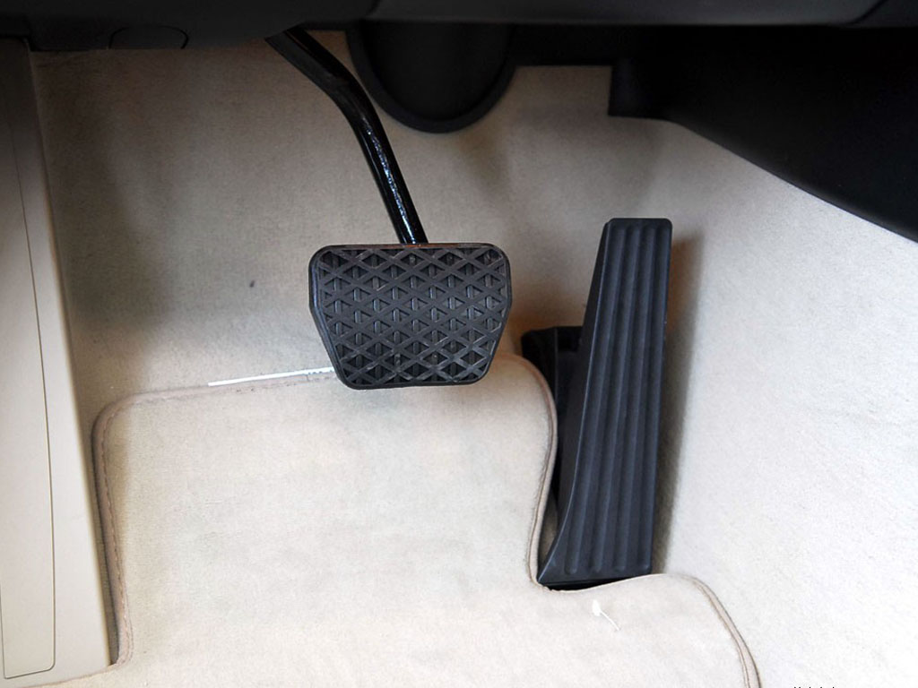 宝马6系宝马6系踏脚板组