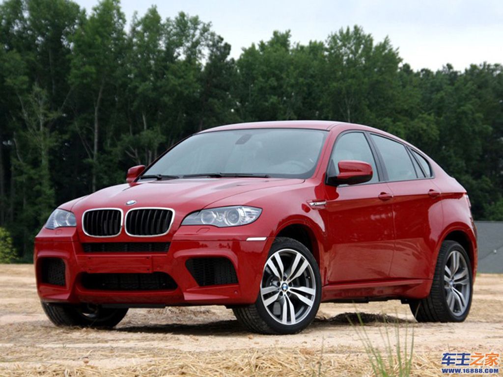 红色 宝马x6左前45