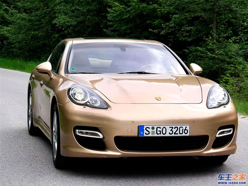 Panamera金色 Panamera