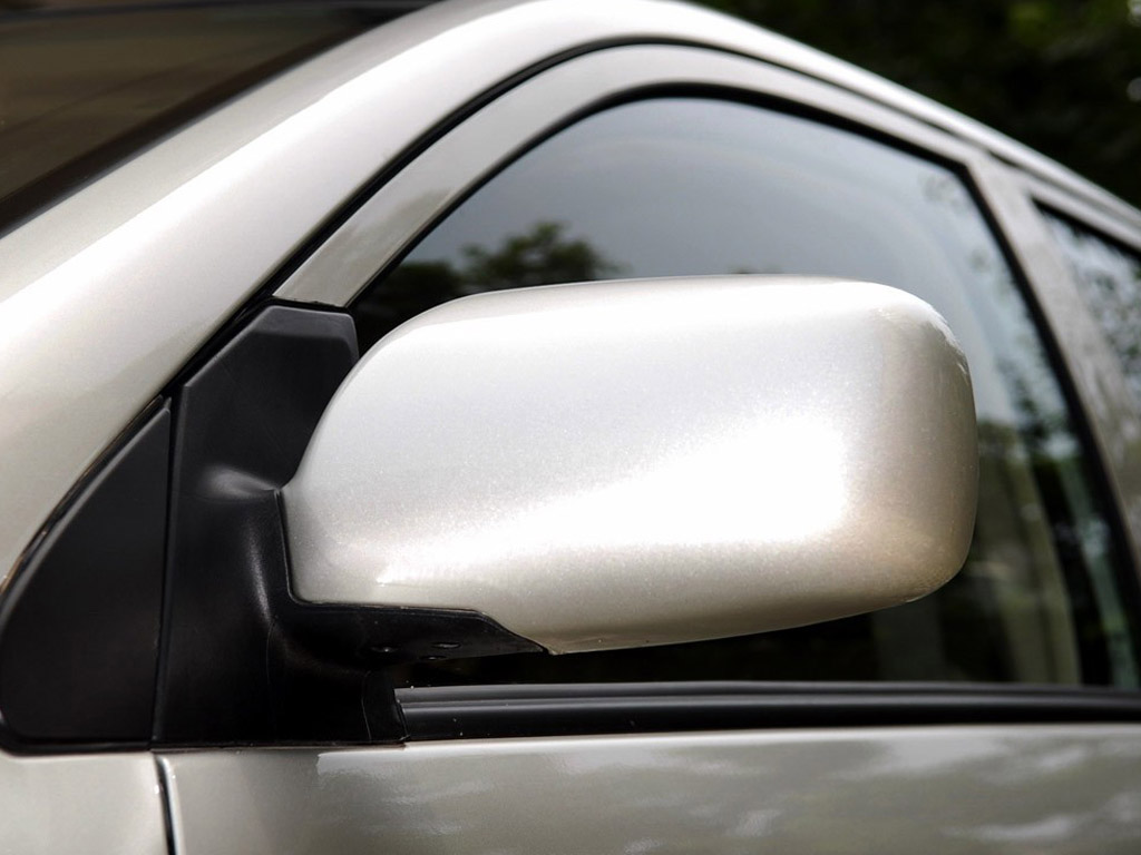 银色比亚迪f3r外后视镜