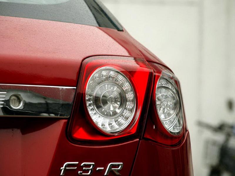 比亚迪F3R红色比亚迪F3R右尾灯