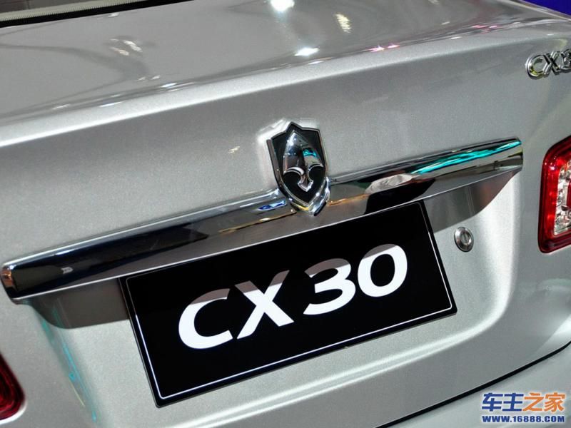 长安CX30长安CX30
