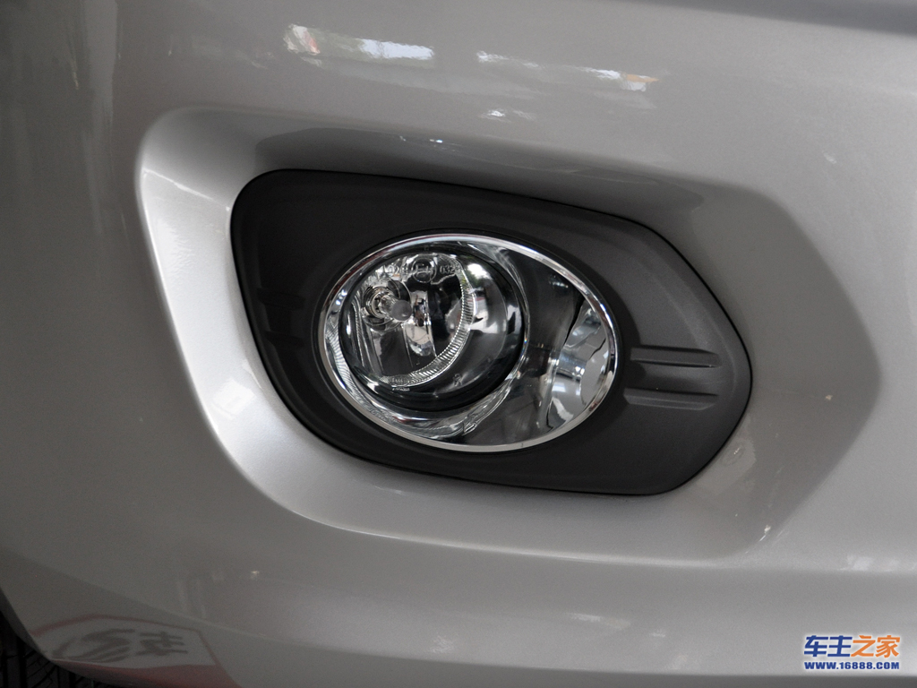 哈弗h6雾灯