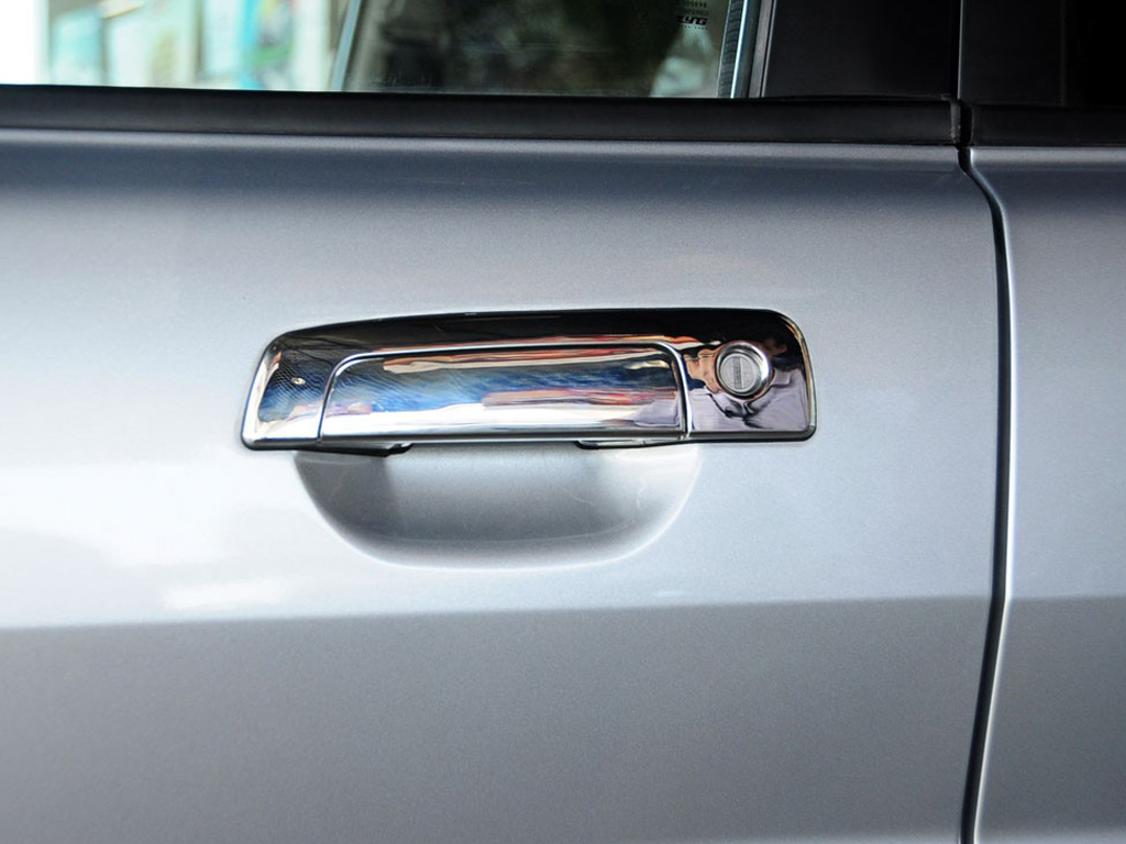 汽车图库 猎豹汽车 长丰汽车 飞腾(43/194) 外观 银色飞腾车门把手