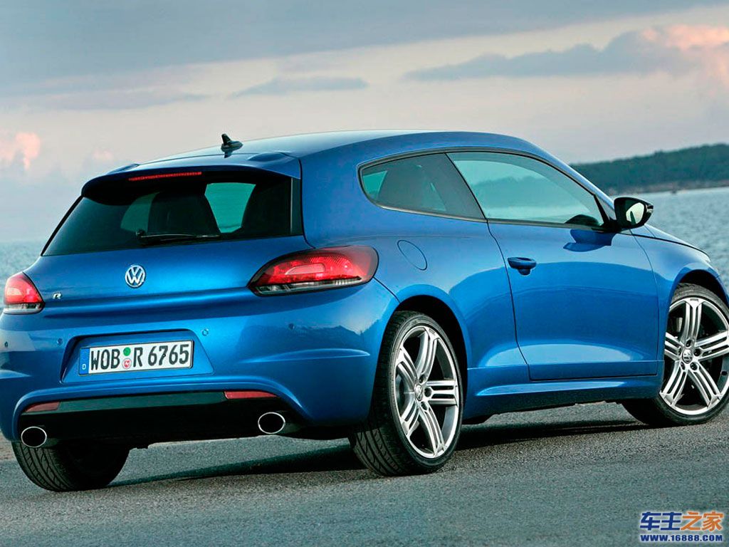 汽车图库 大众 大众(进口) 尚酷(75/311) 外观 蓝色scirocco尚酷 参考