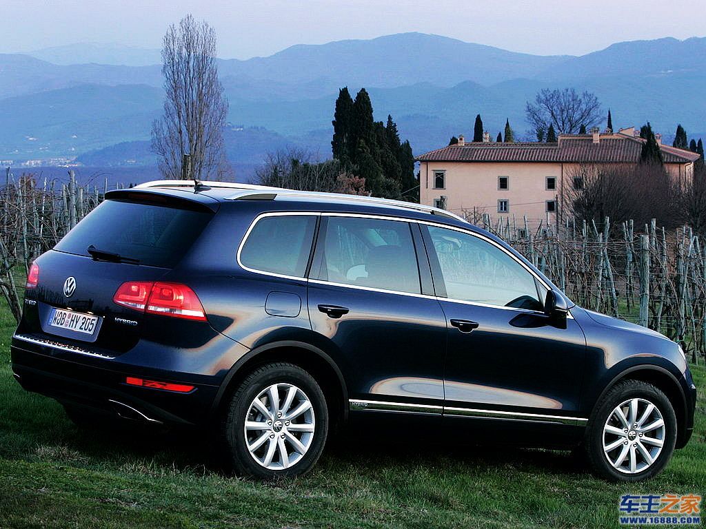 汽车图库 大众 进口大众 途锐(505/566) 其他 途锐 参考成交价: 46.