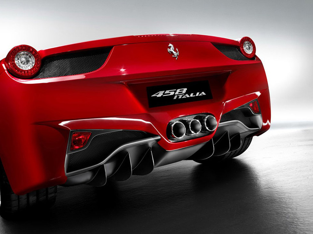 红色法拉利458 italia车尾