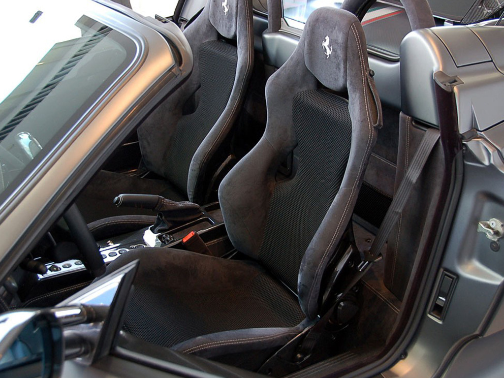 09款 scuderia spider 16m前排坐椅