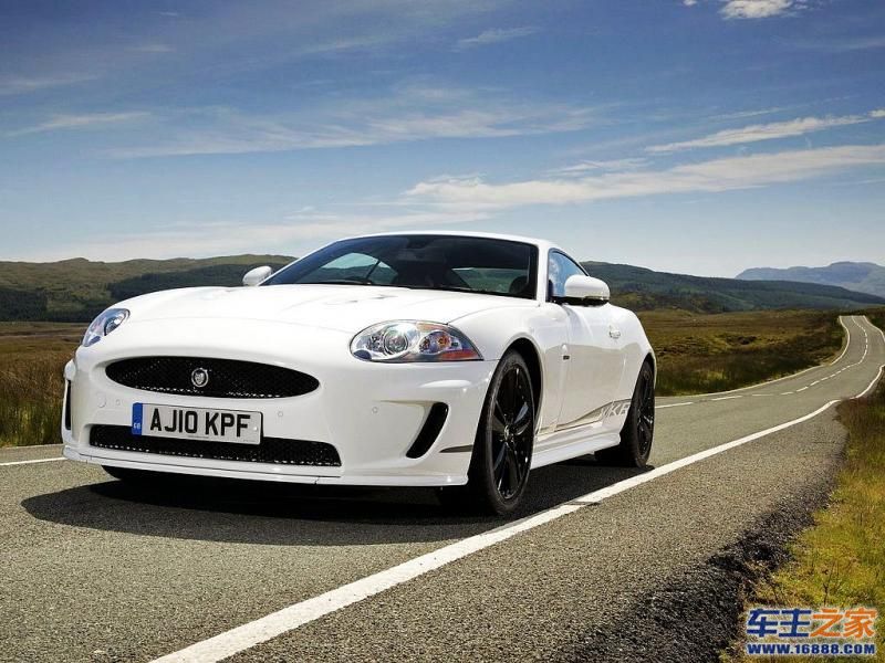  XKR