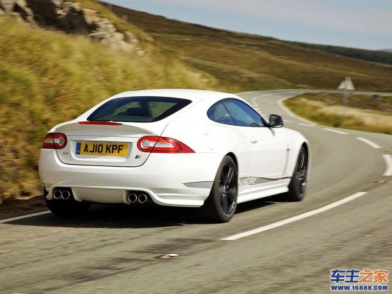  XKR