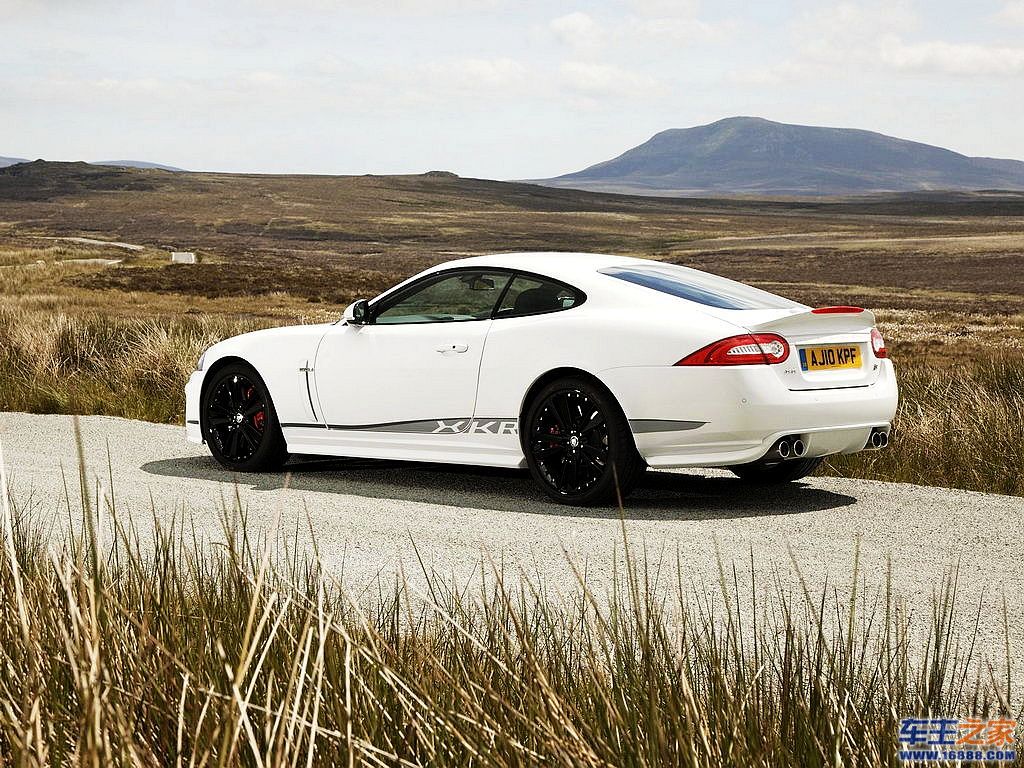  XKR