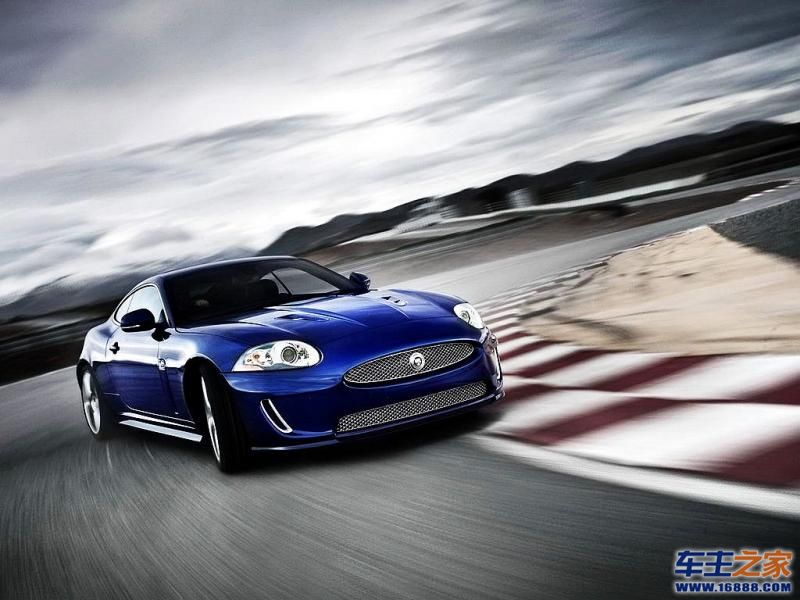  XKR