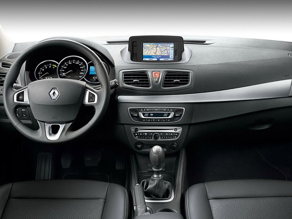 风朗雷诺fluence内饰