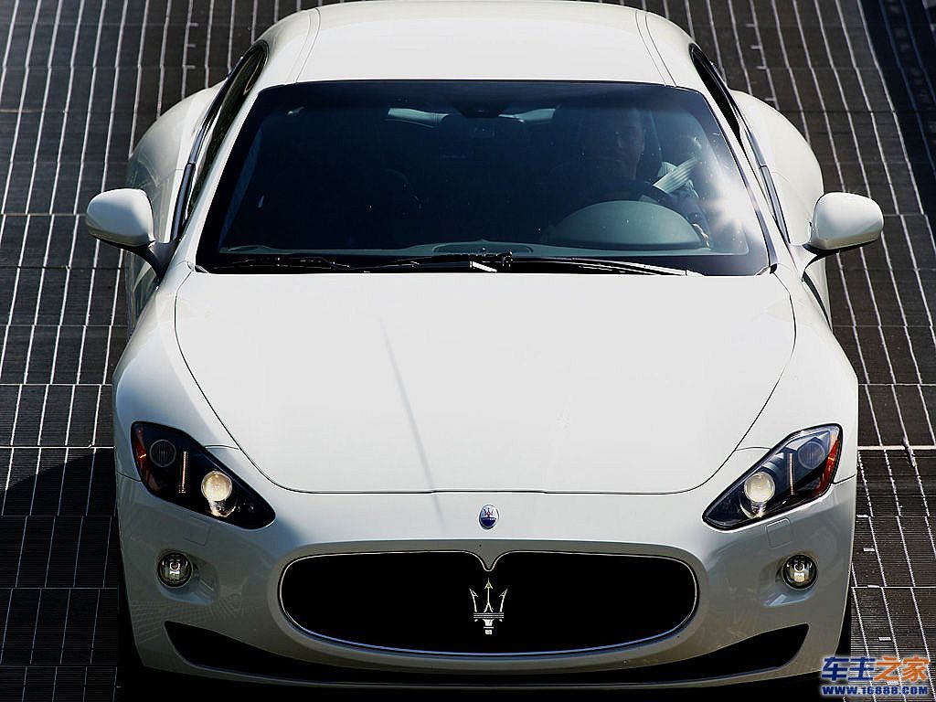 汽车图库 玛莎拉蒂 玛莎拉蒂 ghibli(1/29) 外观 白色granturismo