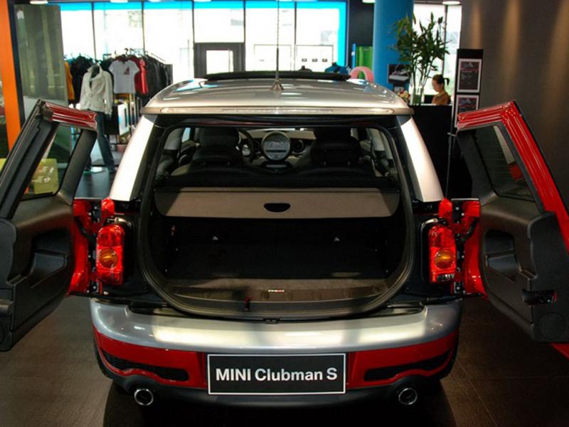 MINI CLUBMAN红色MINI CLUBMAN 08款 CLUBMAN S后车厢