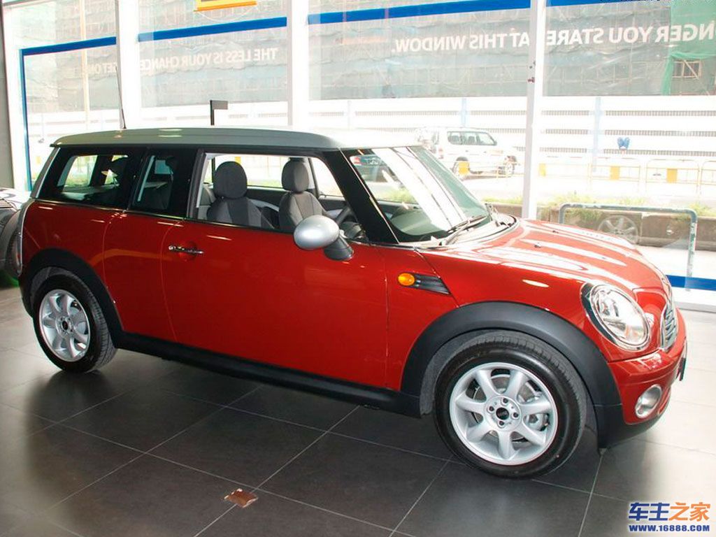 MINI CLUBMAN红色 MINI CLUBMAN