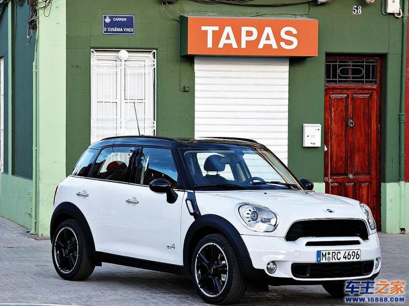 MINI COUNTRYMAN白色 MINI Countryman