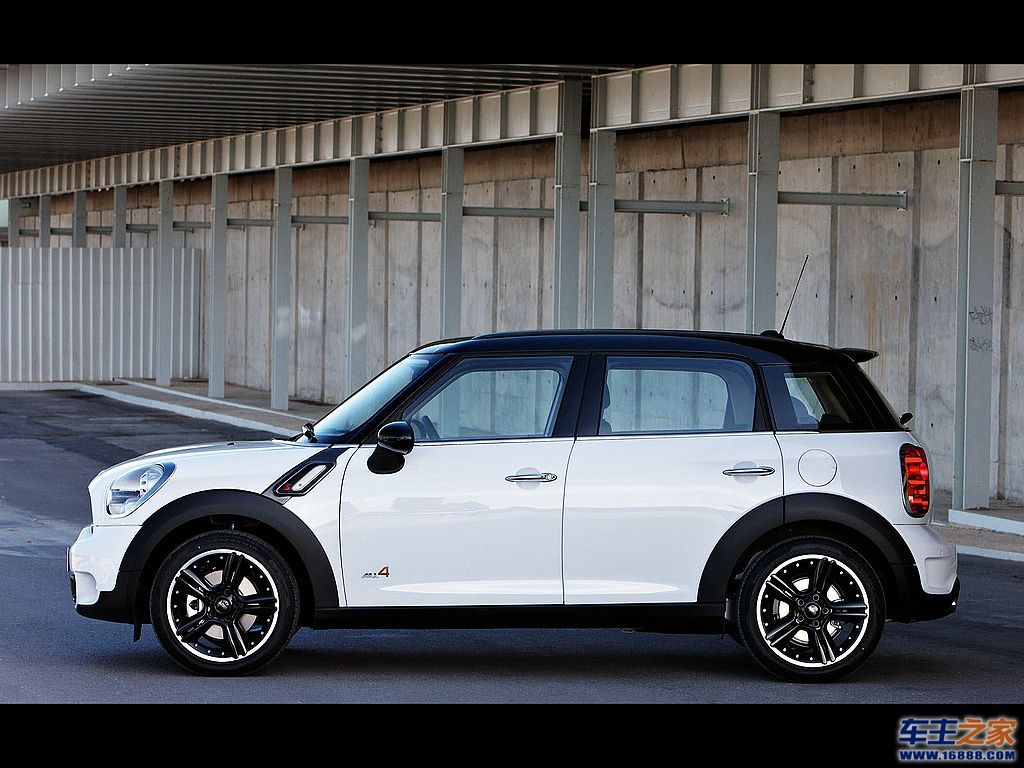 MINI COUNTRYMAN白色 MINI Countryman