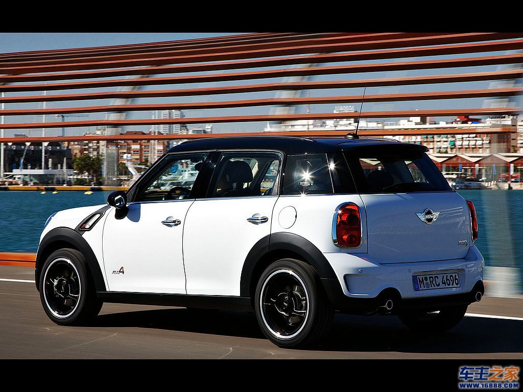 MINI COUNTRYMAN白色 MINI Countryman