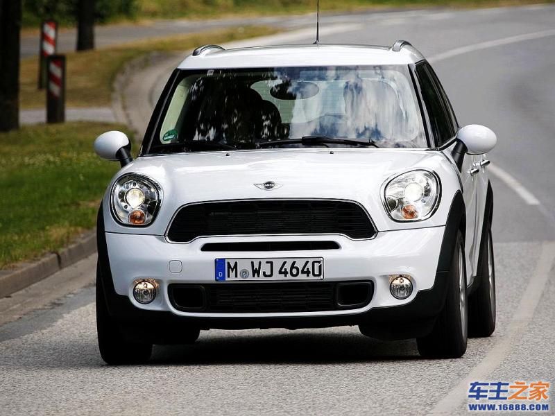 MINI COUNTRYMAN白色 MINI Countryman