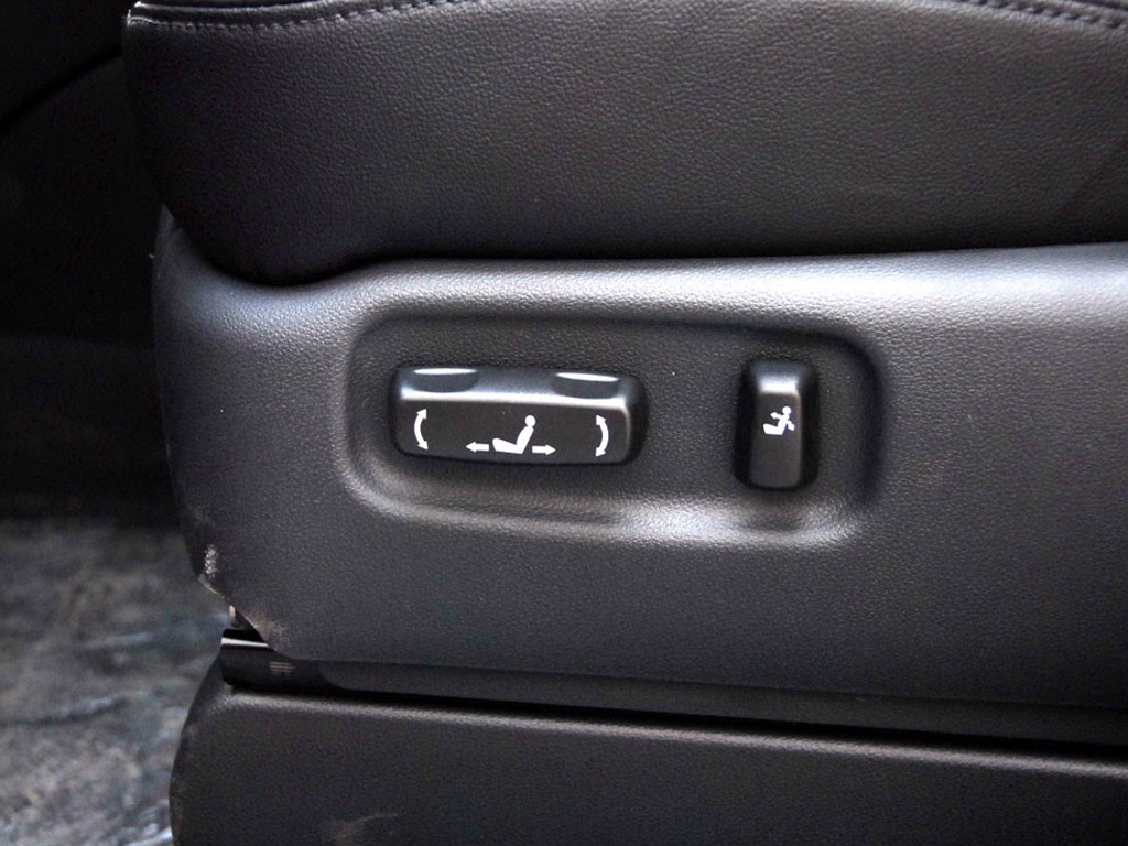 黑色新佳乐座椅调节按钮