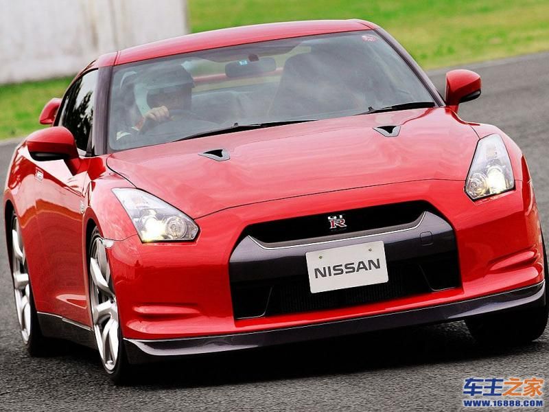 日产GT-R 日产GT-R