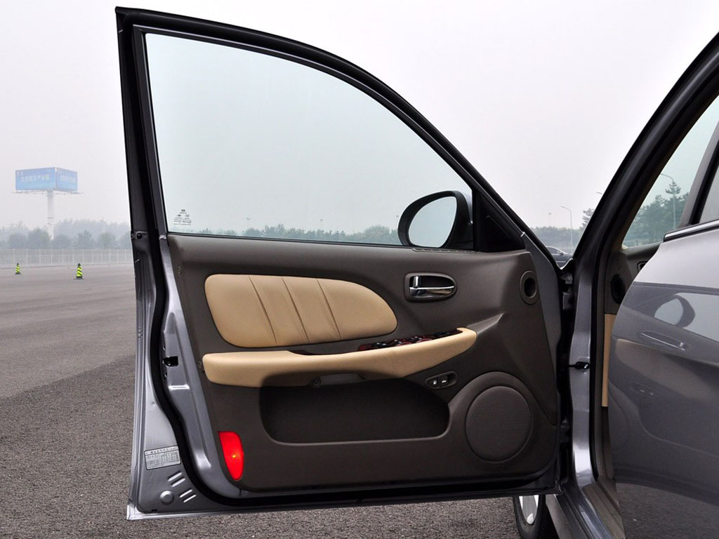 moinca名驭车门内侧