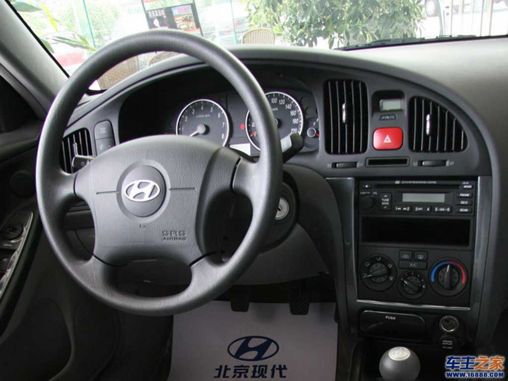 汽车图库 现代 北京现代 伊兰特(123/238) 内饰 伊兰特 参考成交价